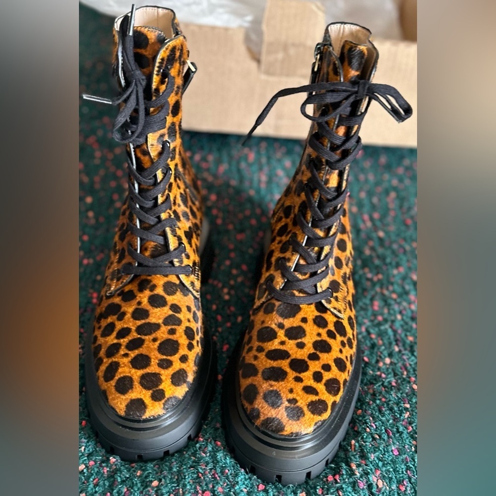 SOLD OUT Stuart Weitzman Bedford Sleek Leopard Calf Hair Boots NWT 5.5 $695 Rare - Picture 8 of 16